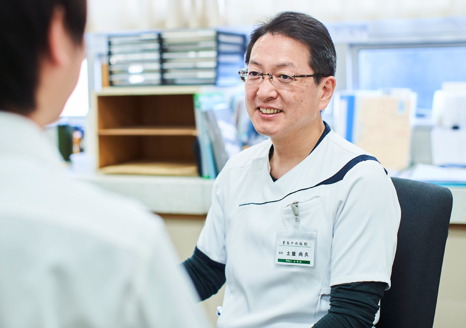 患者様とお話しする医師